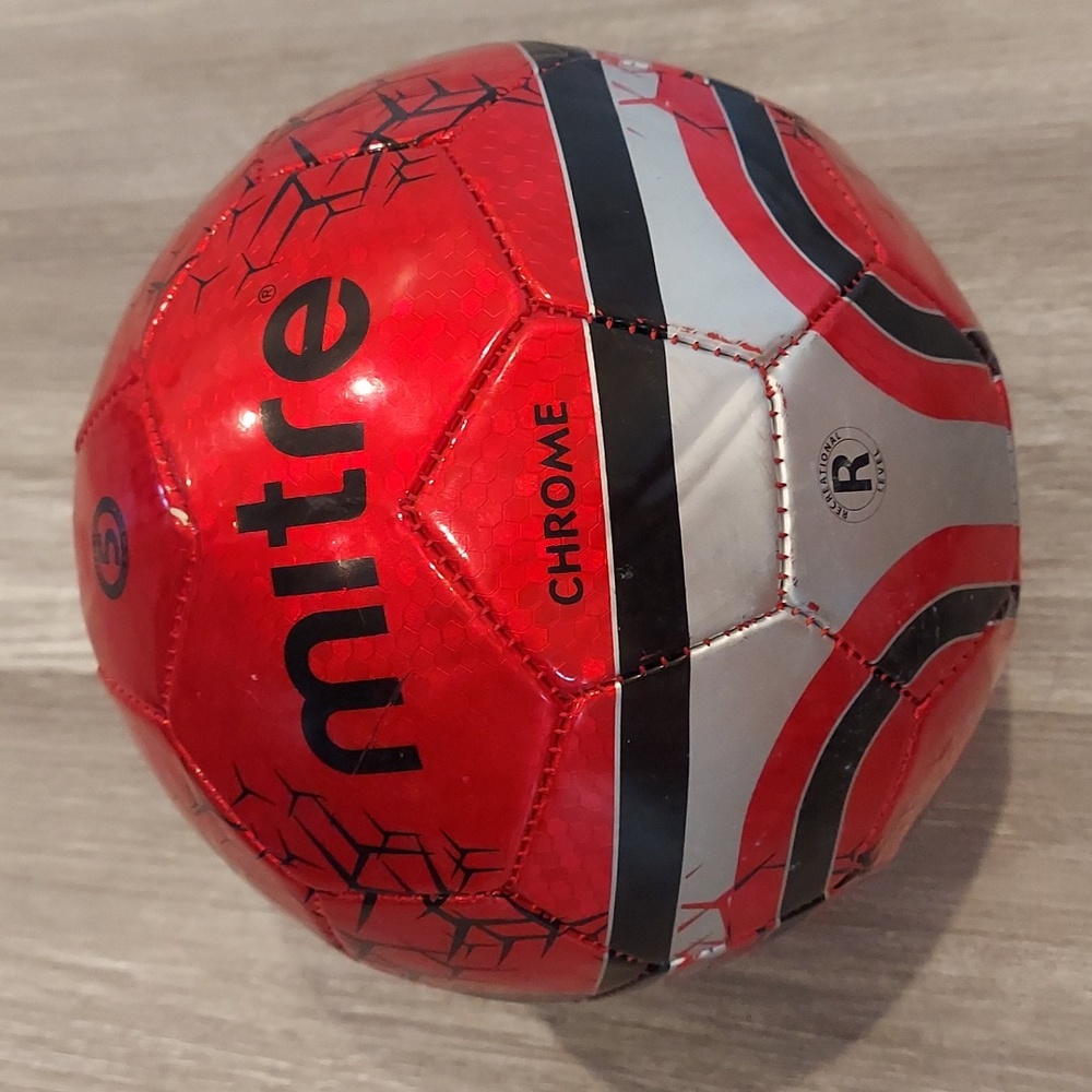 Mitre chrome soccer ball size 5